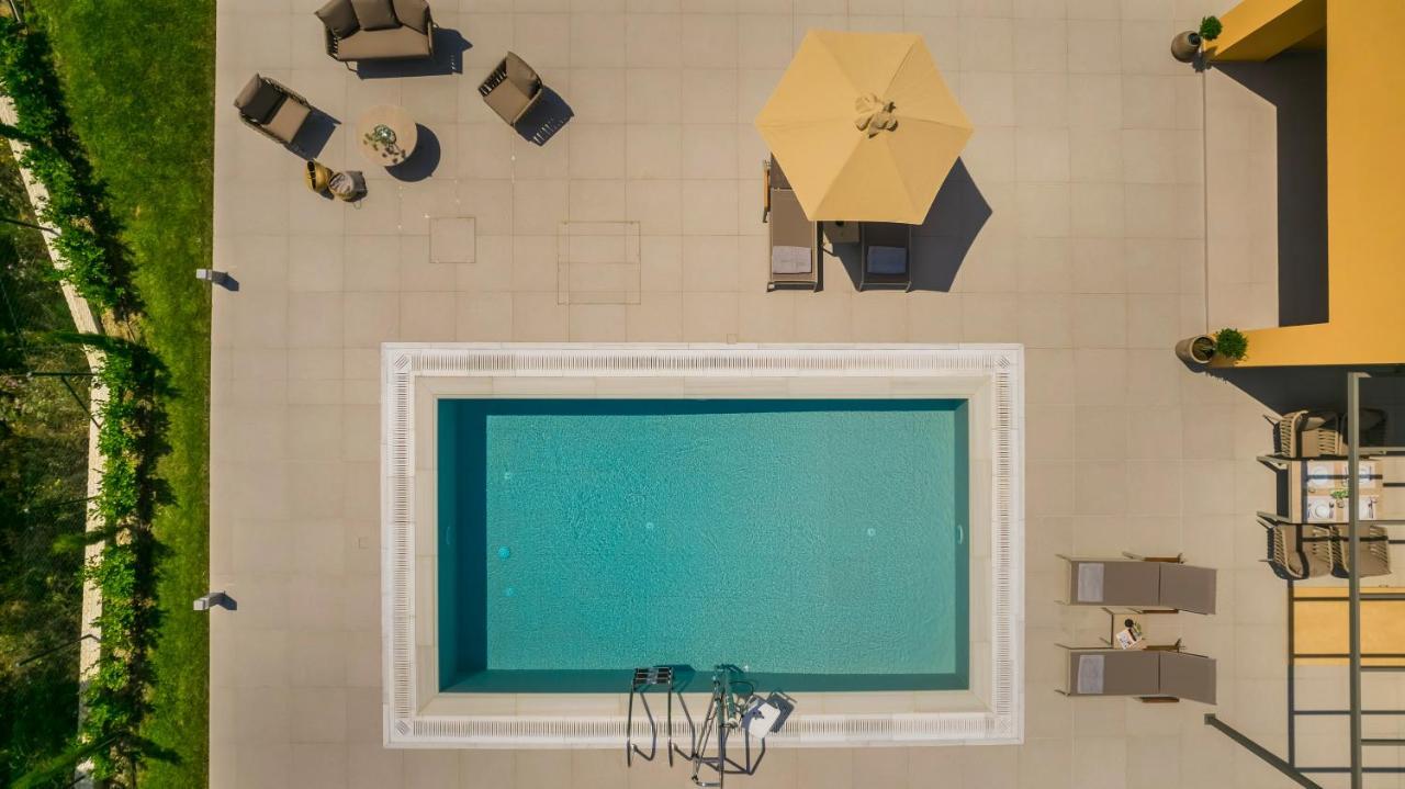 Sound Of Sea Villas Ликсури Екстериор снимка