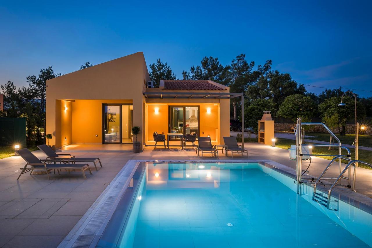 Sound Of Sea Villas Ликсури Екстериор снимка